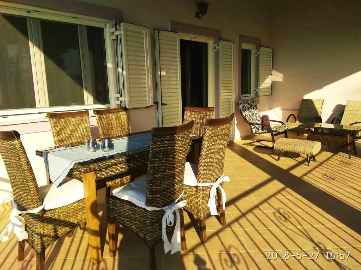 Sime Villa Private Beach Agios Nikolaos  Buitenkant foto