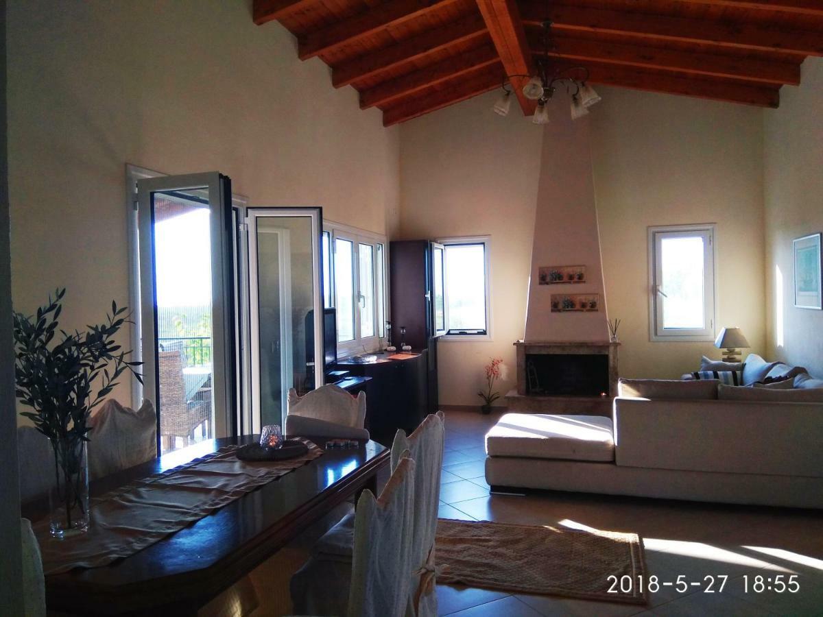 Sime Villa Private Beach Agios Nikolaos  Buitenkant foto