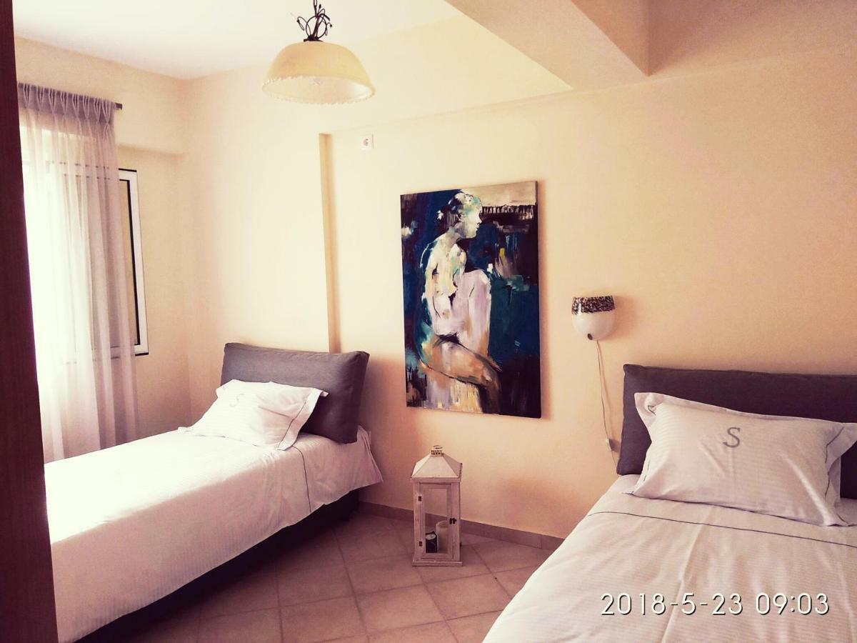 Sime Villa Private Beach Agios Nikolaos  Buitenkant foto